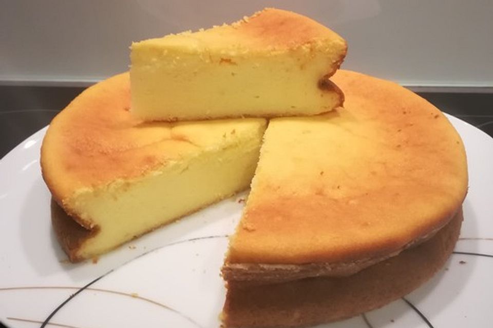 Saftiger Käsekuchen ohne Boden