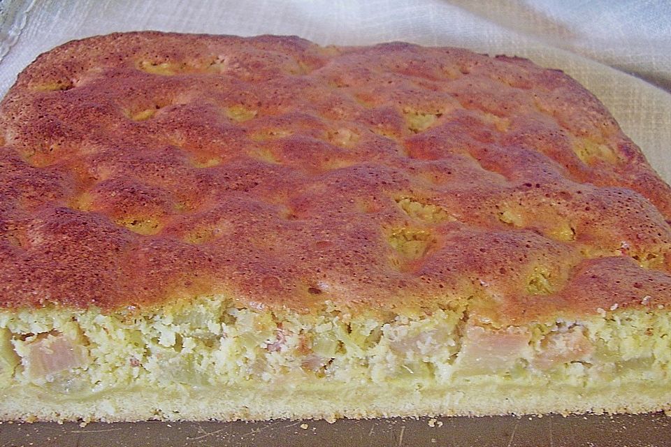 Rhabarberkuchen mit Kokosflocken