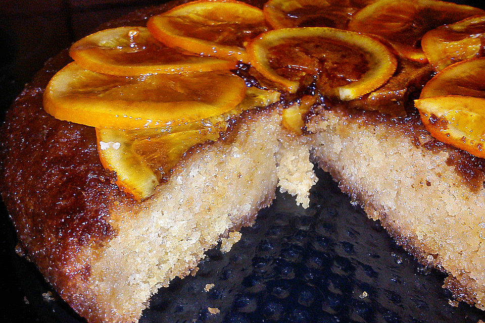 Getränkter Orangenkuchen