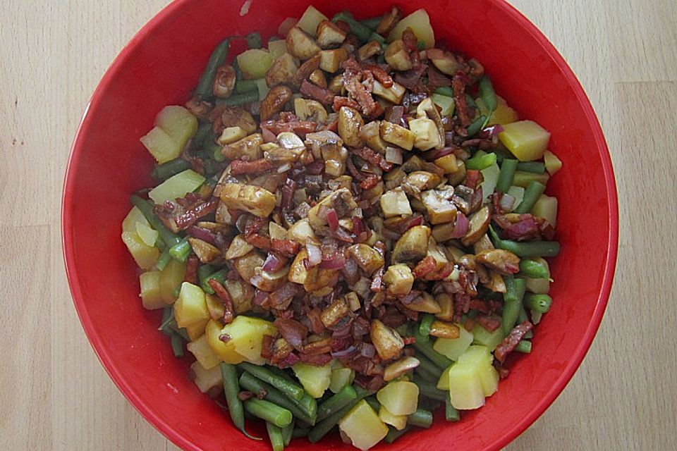 Kartoffelsalat mit grünen Bohnen