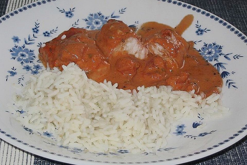 Hähnchenfilet in Tomatensahne