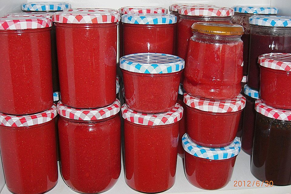 Erdbeermarmelade mit Vanille