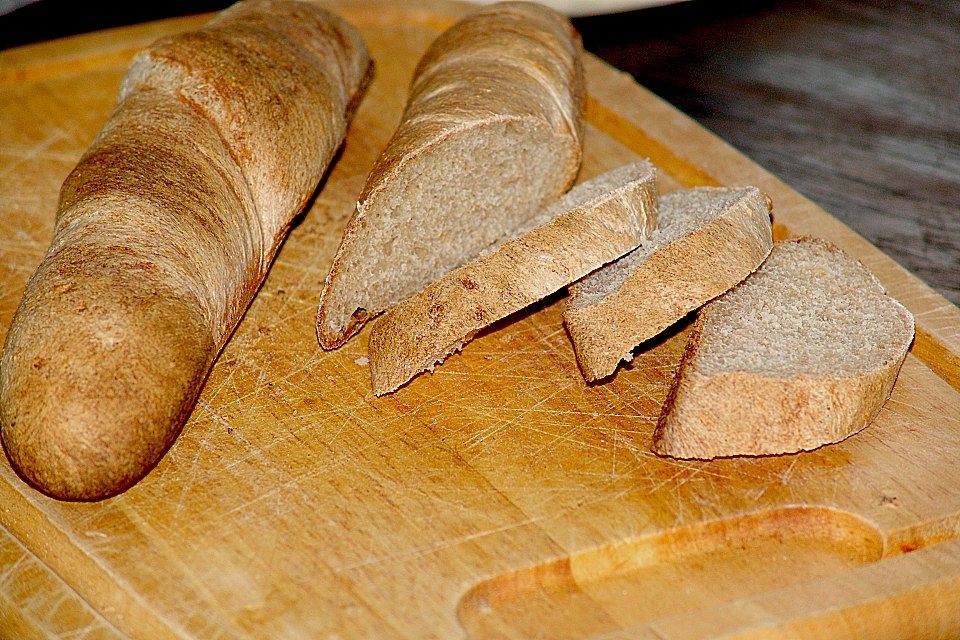 Buttermilch - Wurzelbrot mit Sauerteig