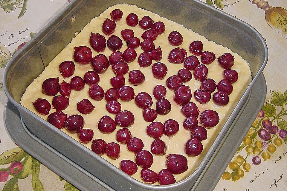 Kirschstreuselkuchen