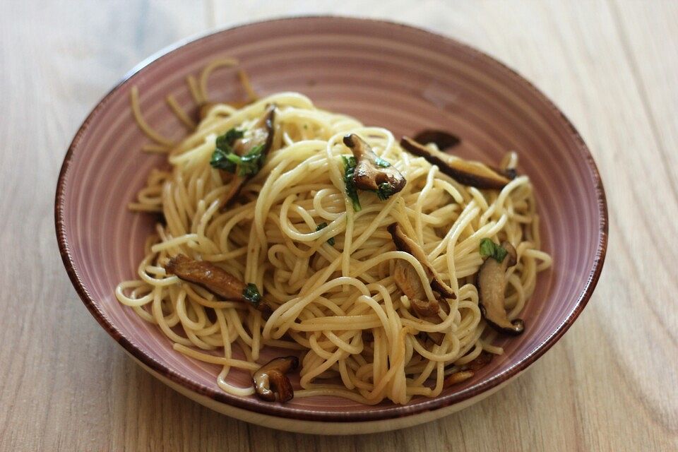 Spaghetti mit Shiitake - Sauce