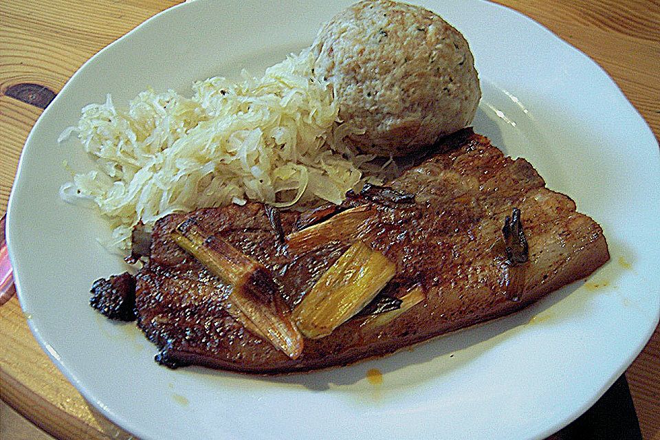 Schweinsbraten mit Frühlingszwiebeln