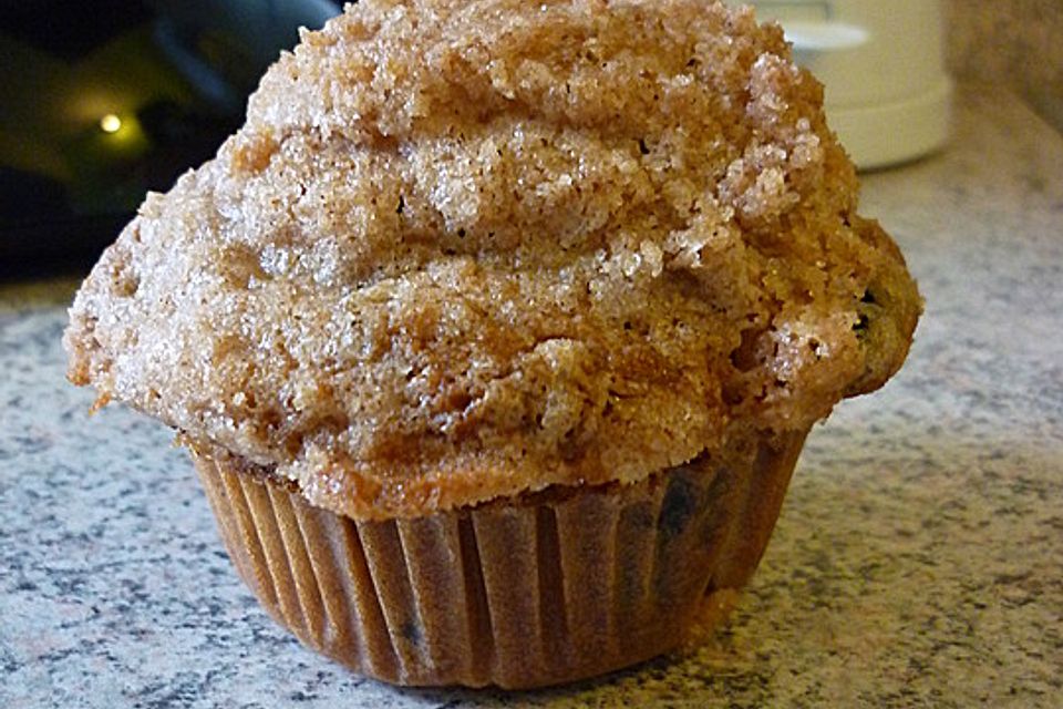 Amerikanische Blaubeermuffins mit Zimtkruste