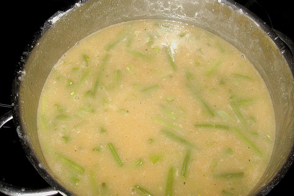 Bohnensuppe süß - sauer