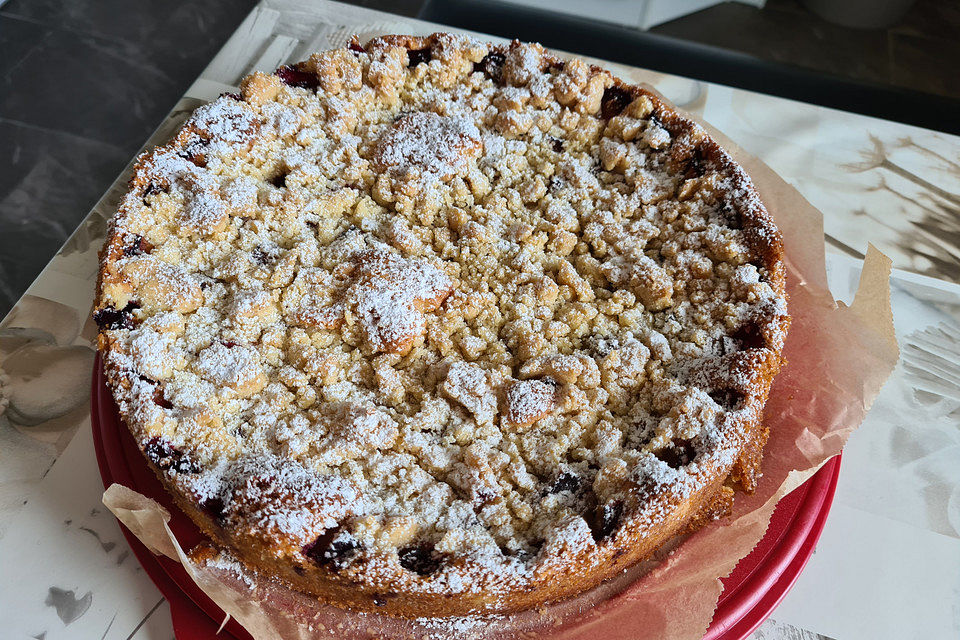 Pflaumenkuchen mit Streuseln