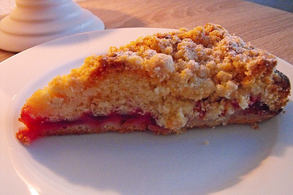 Pflaumenkuchen mit Streuseln