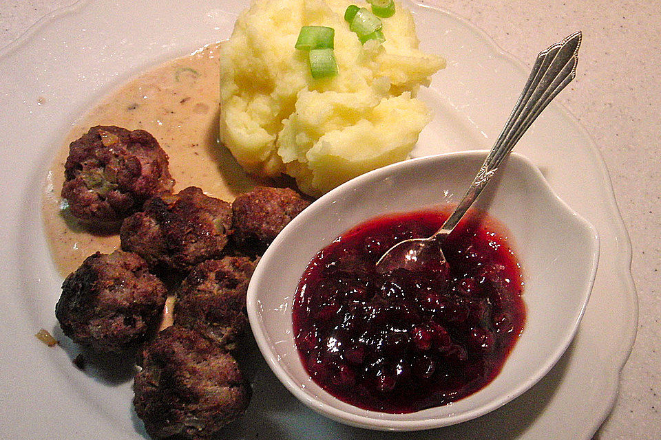 Köttbullar