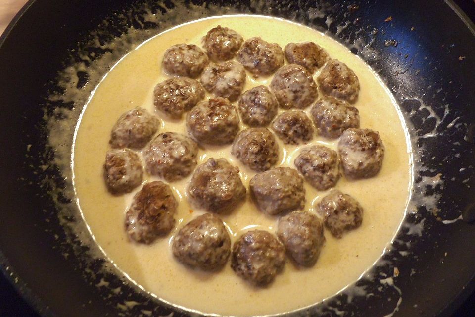 Köttbullar