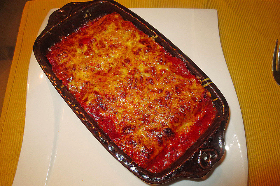 Reich gefüllte Cannelloni