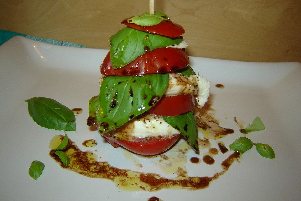 Mozzarella - Tomaten - Salat  II