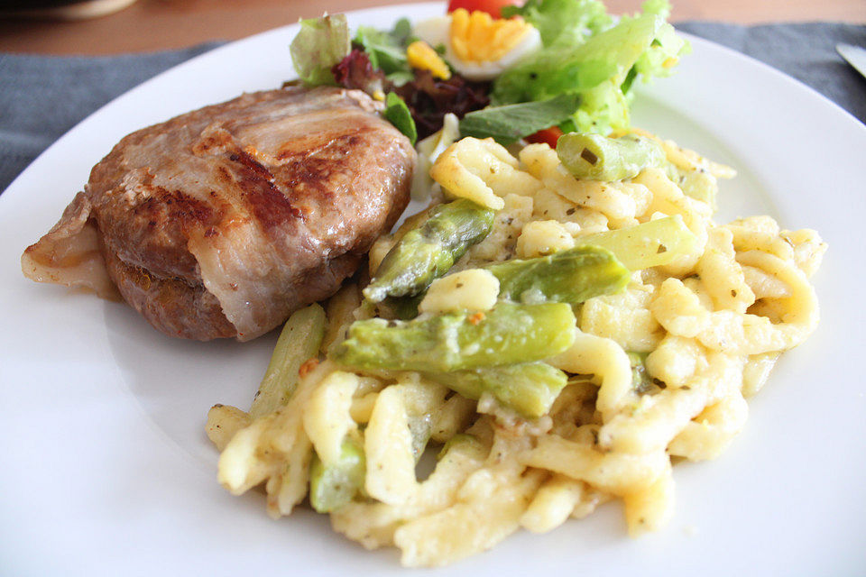 Spätzle mit Spargel - Zitronenragout