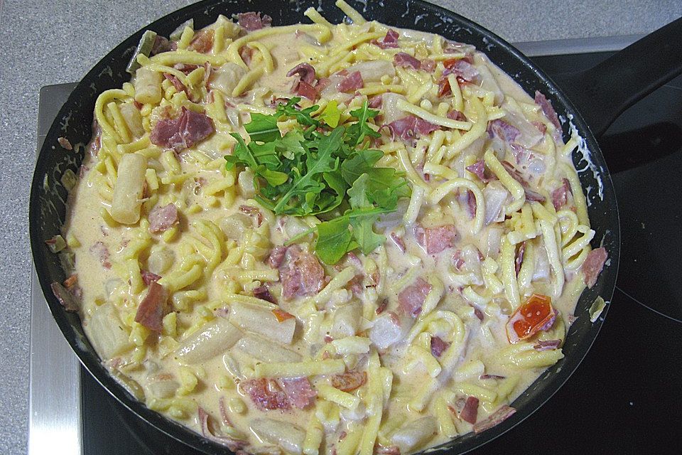 Spätzle mit Spargel - Zitronenragout