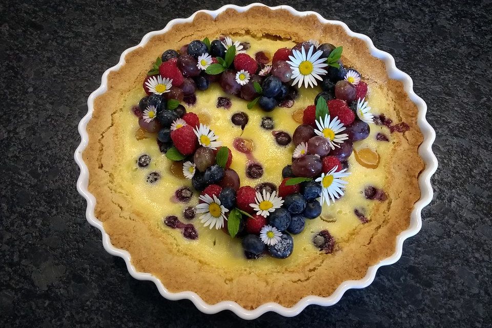 Marillenkuchen mit Marzipanguss