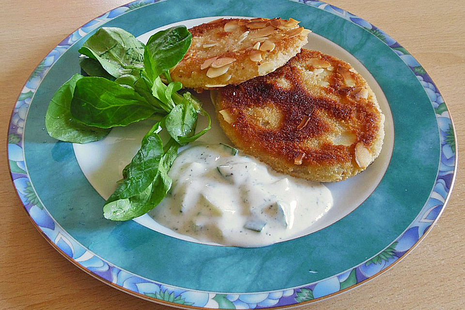 Kohlrabi-Schnitzel in Mandelhülle