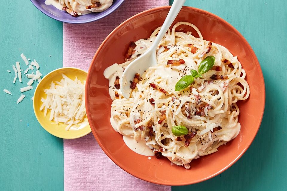 Spaghetti mit Ziegenkäse - Carbonara