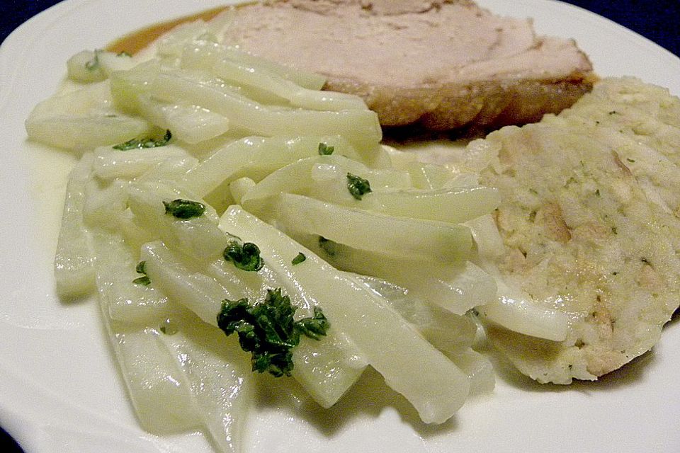 Kohlrabi, in Sahne gedünstet