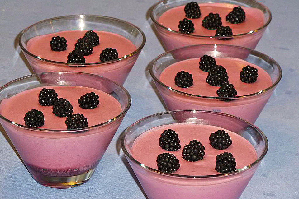 Joghurt - Brombeer - Dessert