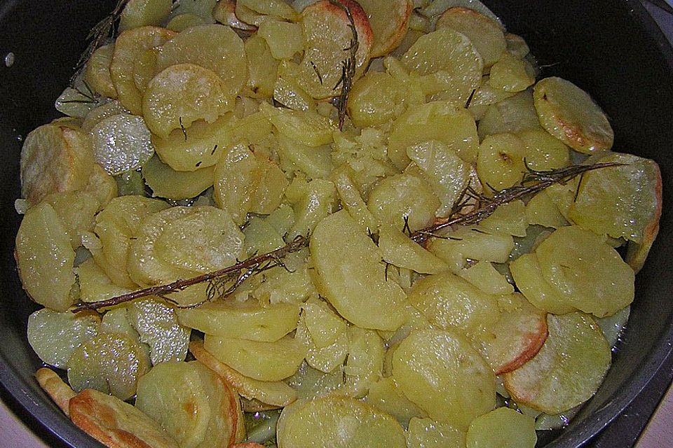 Rosmarinkartoffeln mit Dip