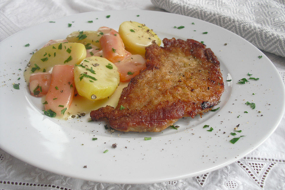 Schnitzel mit Rahmgemüse