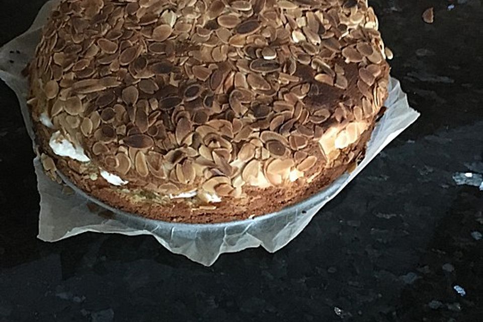 Mandarinen - Baiser - Torte