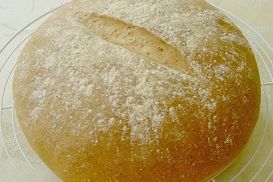 Rundes Krustenweißbrot