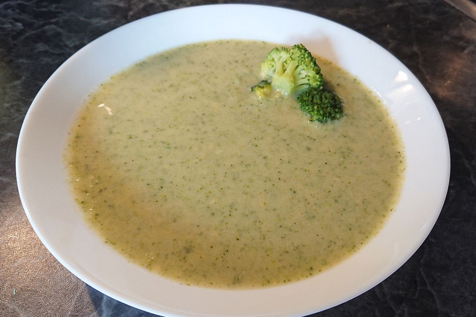 Brokkolisuppe