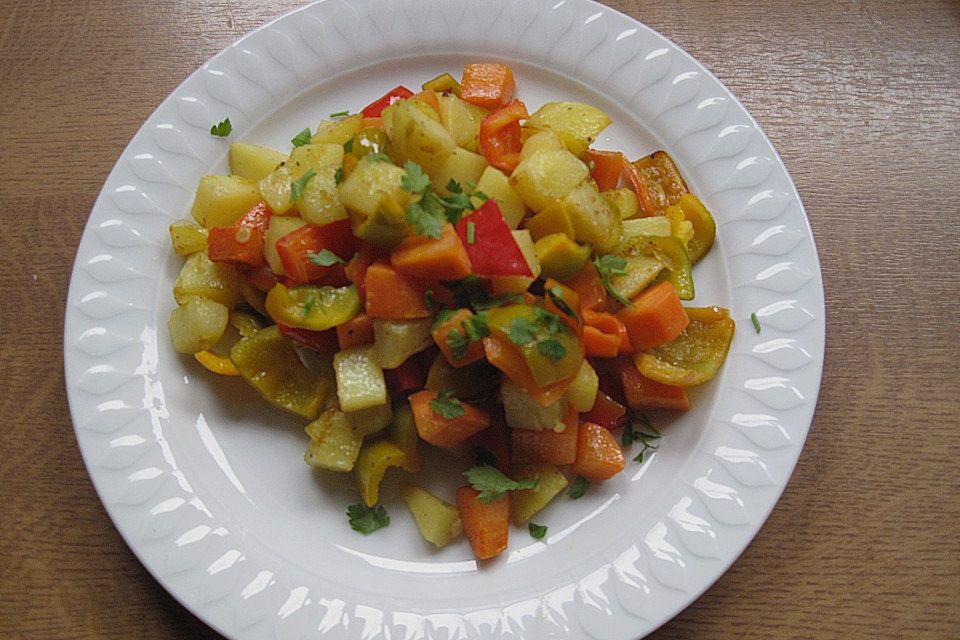 Gemischte Bratkartoffeln mit Gemüse