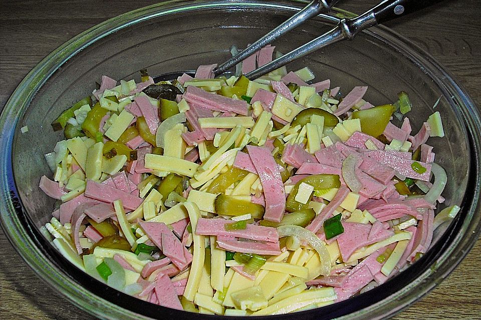 Schweizer Wurstsalat