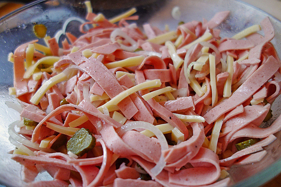 Schweizer Wurstsalat