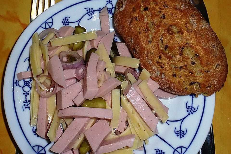 Schweizer Wurstsalat