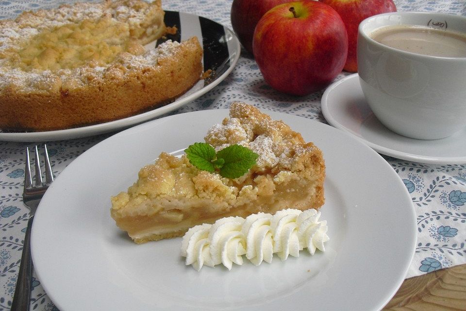 Apfeltorte / Apfelkuchen mit Apfelmus