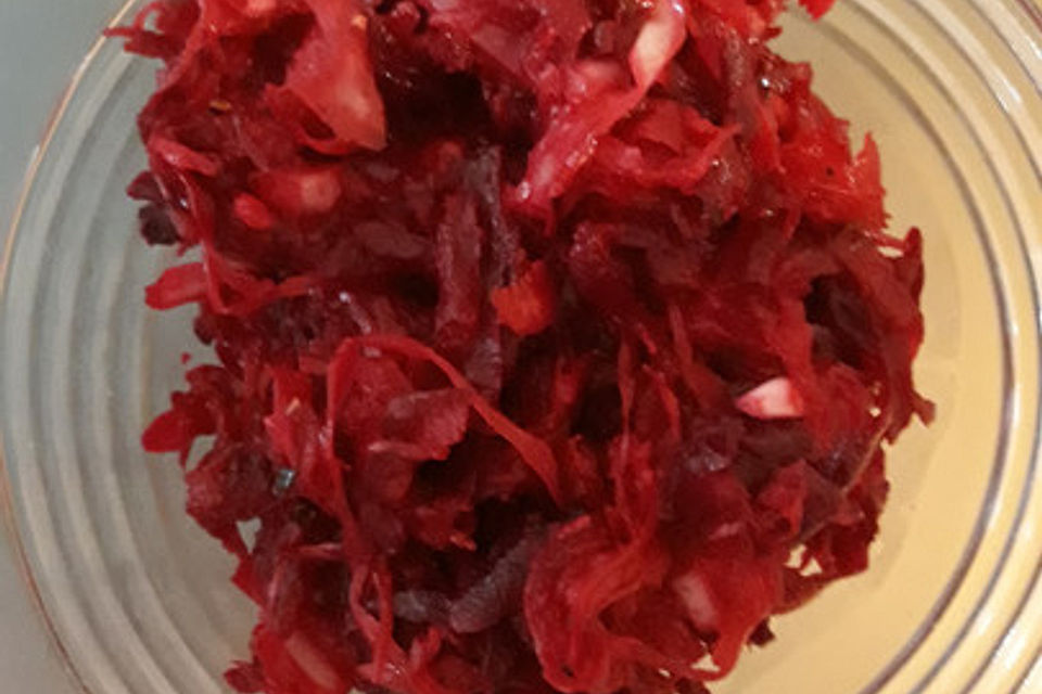 Sauerkrautsalat mit Rote Bete