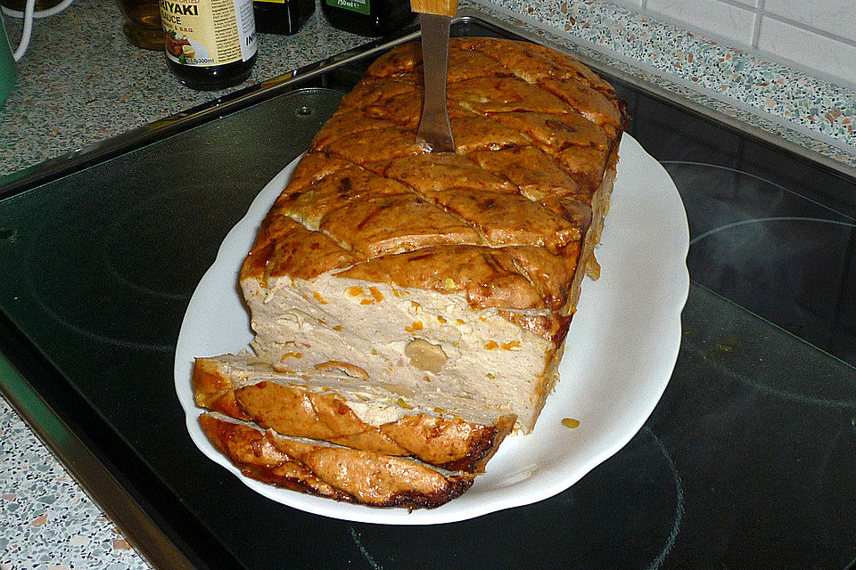 Gebackener Fleischkäse mit Champignoneinlage