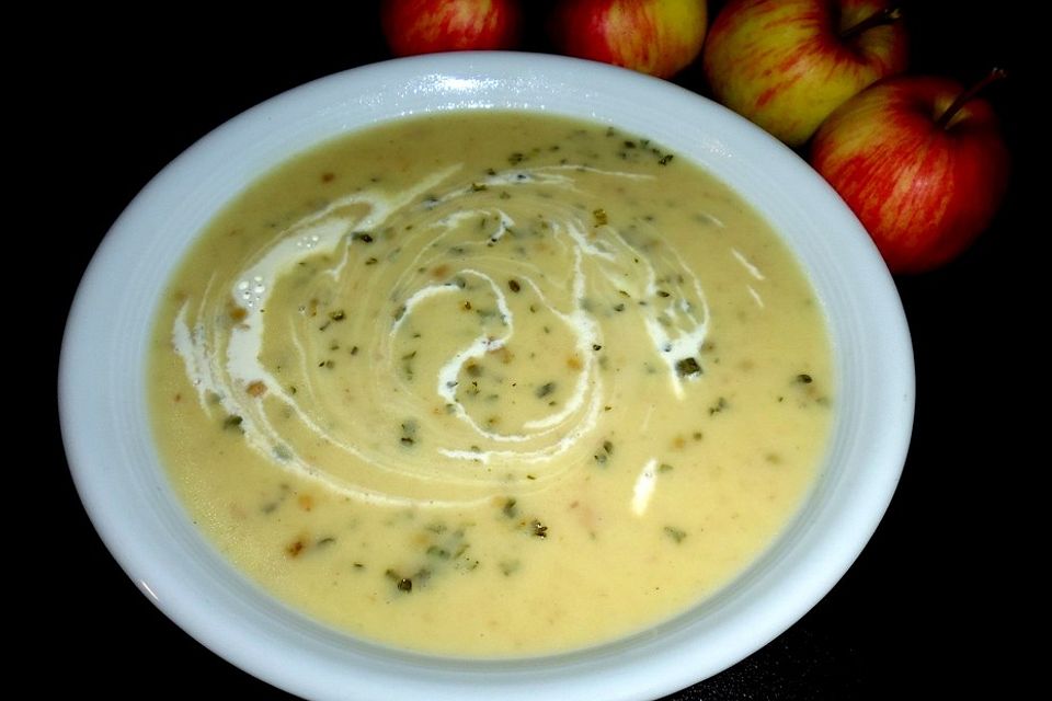 Kartoffel - Apfel - Suppe