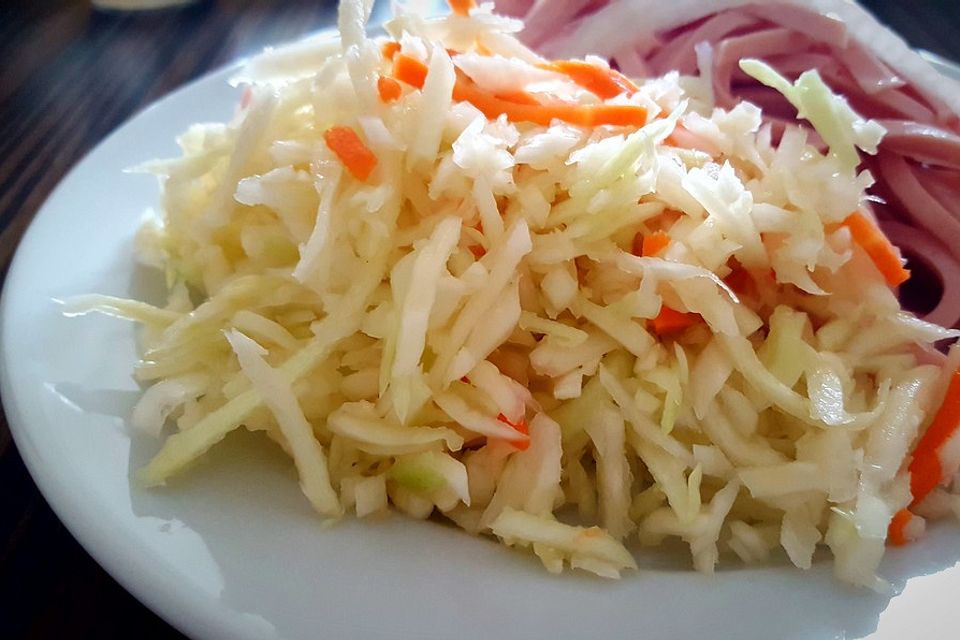 Krautsalat mit Karotten