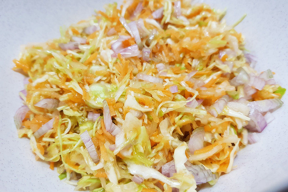 Krautsalat mit Karotten