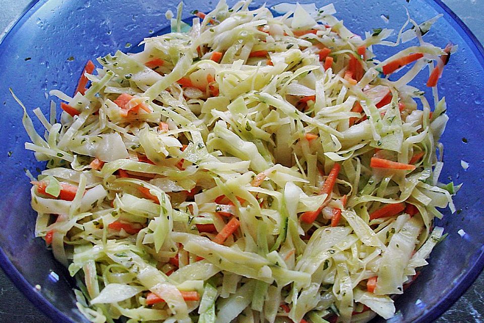 Krautsalat mit Karotten