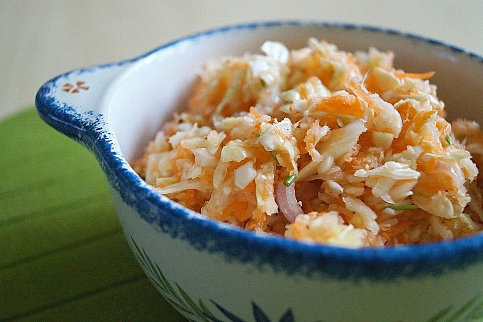 Krautsalat mit Karotten