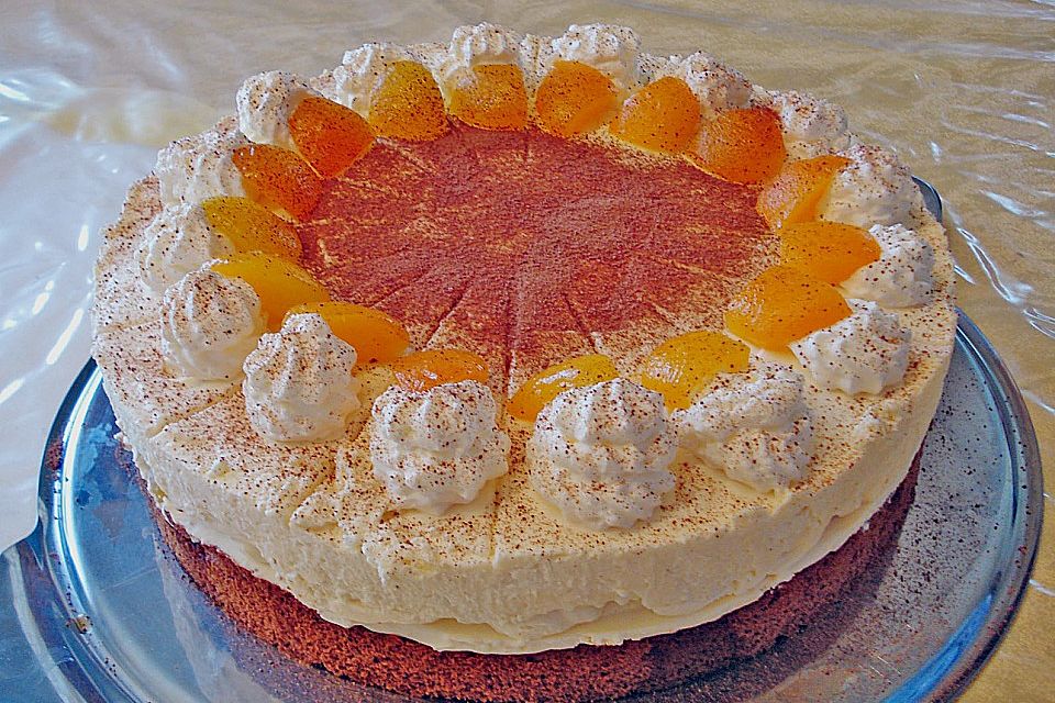 Amaretto - Aprikosen - Torte