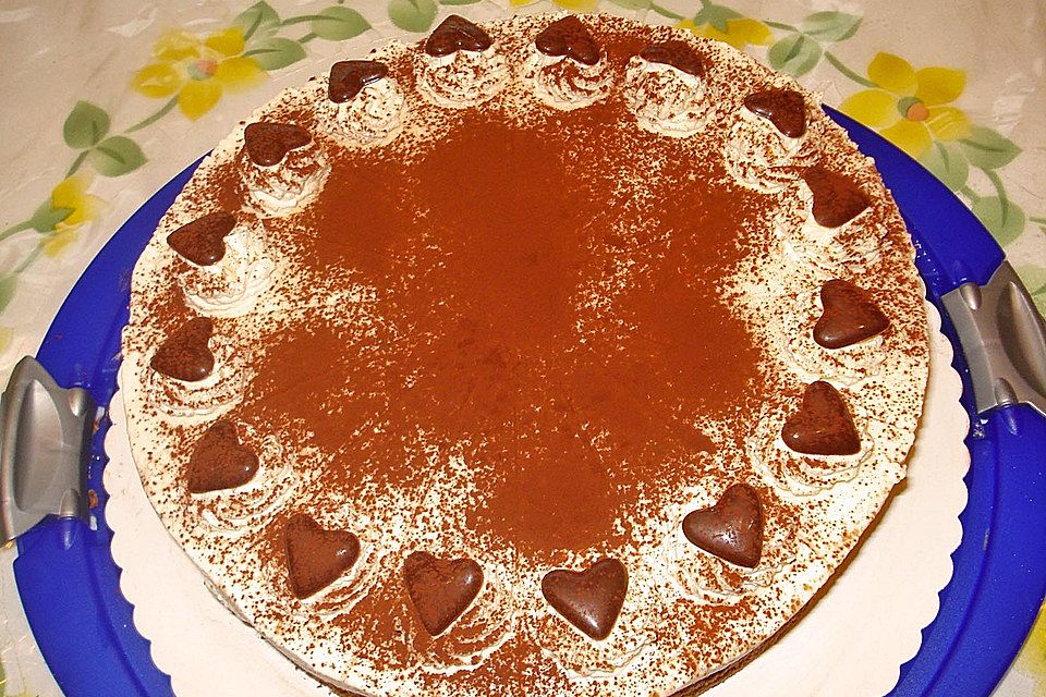 Amaretto - Aprikosen - Torte