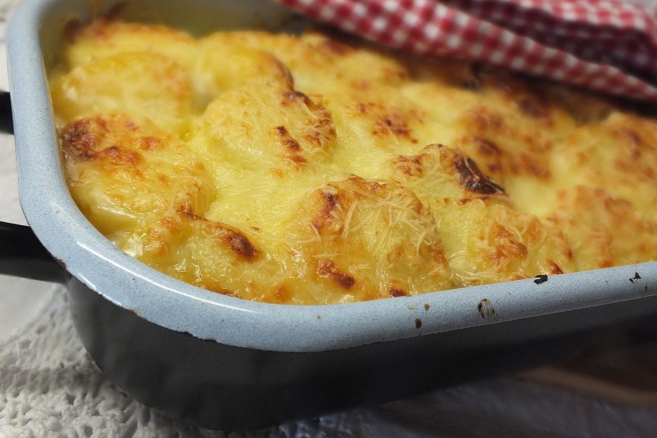 Kartoffelgratin mit Käse