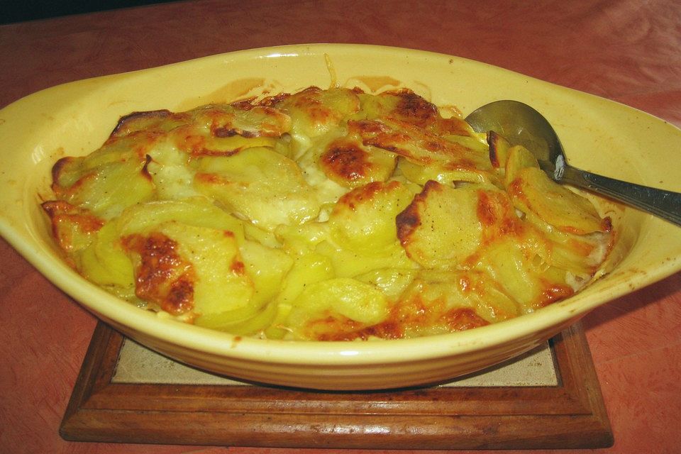 Kartoffelgratin mit Käse