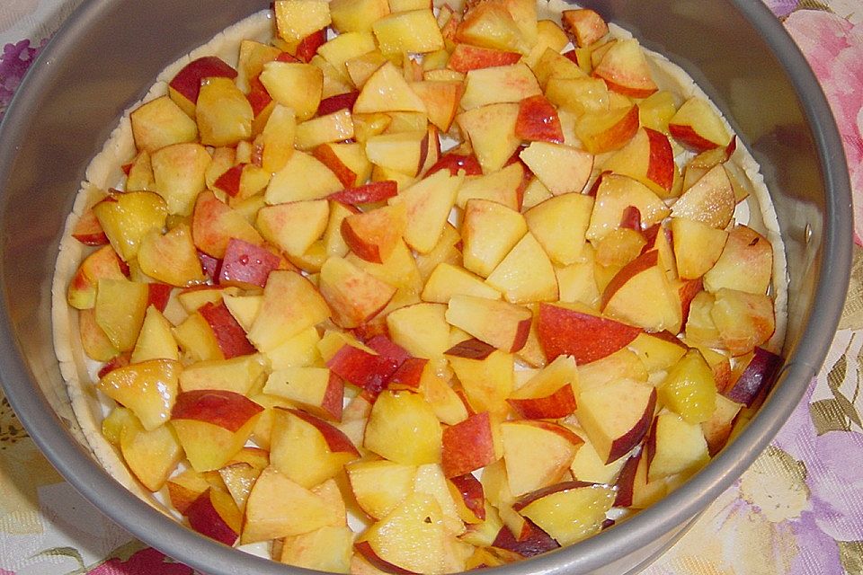 Obstkuchen mit Streuseln