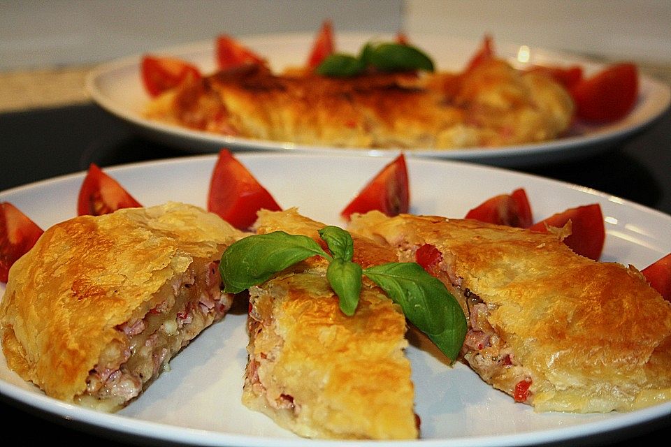 Schinken - Tomaten - Mozzarella - Strudel