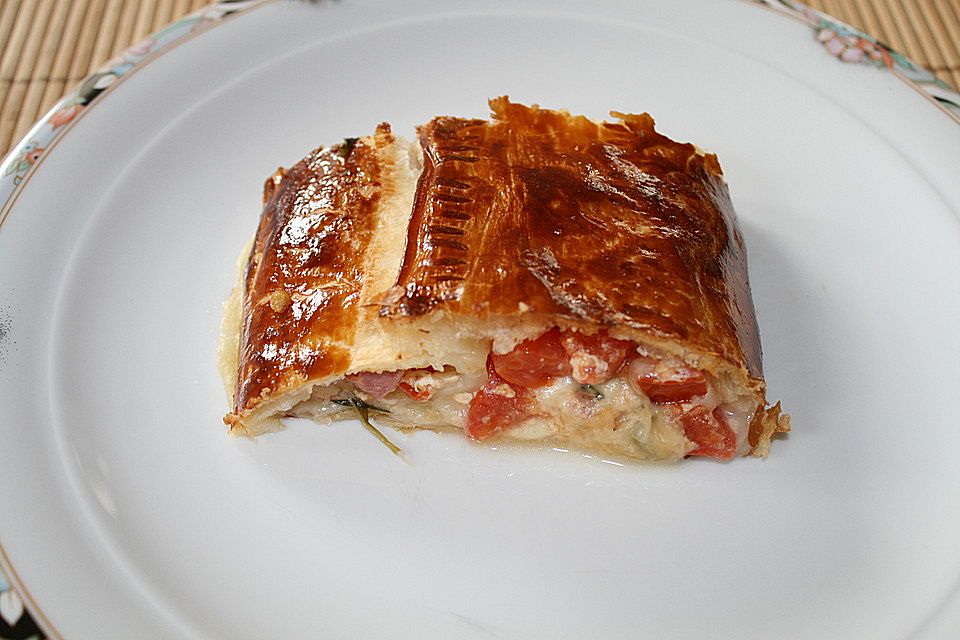 Schinken - Tomaten - Mozzarella - Strudel