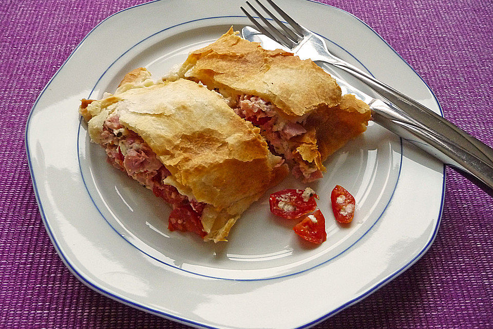 Schinken - Tomaten - Mozzarella - Strudel